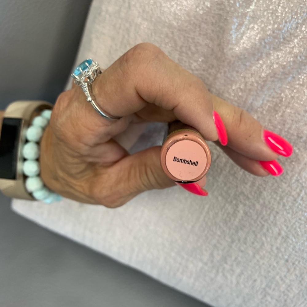 LipSense - Bombshell - Picture 2 of 2